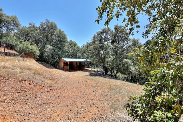 12825 Mierkey Rd, Pine Grove, CA 95665