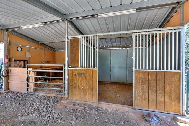 12825 Mierkey Rd, Pine Grove, CA 95665
