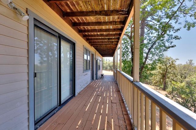 12825 Mierkey Rd, Pine Grove, CA 95665