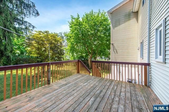 99 Chesapeake Avenue, Par-troy Hills Twp., NJ 07034