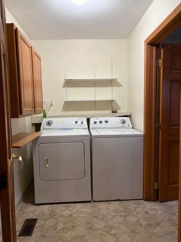 86 Jersey Drive, Lake Placid, NY 12946