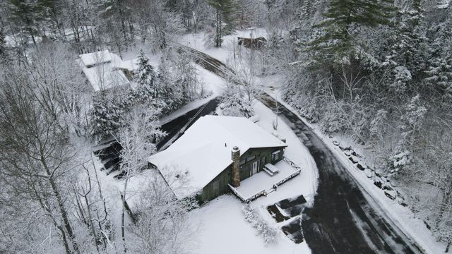 86 Jersey Drive, Lake Placid, NY 12946