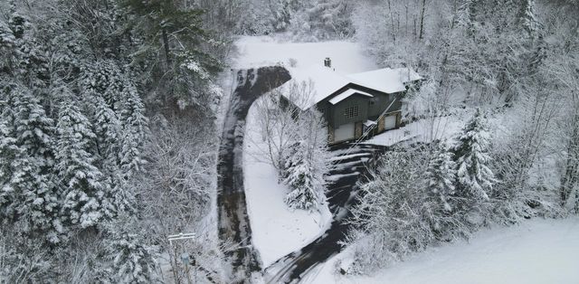 86 Jersey Drive, Lake Placid, NY 12946