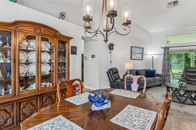 4 SPRUCE PINE COURT N, Homosassa, FL 34446