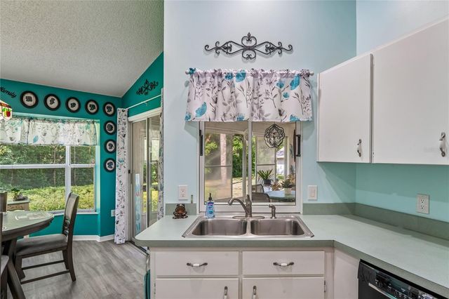 4 SPRUCE PINE COURT N, Homosassa, FL 34446