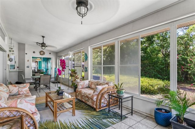 4 SPRUCE PINE COURT N, Homosassa, FL 34446