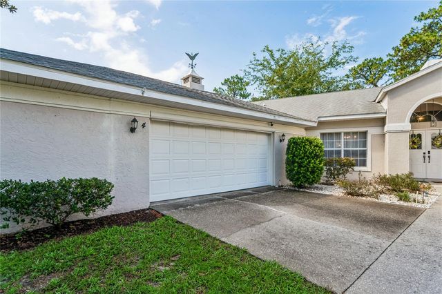 4 SPRUCE PINE COURT N, Homosassa, FL 34446
