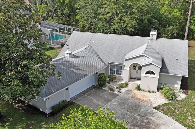 4 SPRUCE PINE COURT N, Homosassa, FL 34446