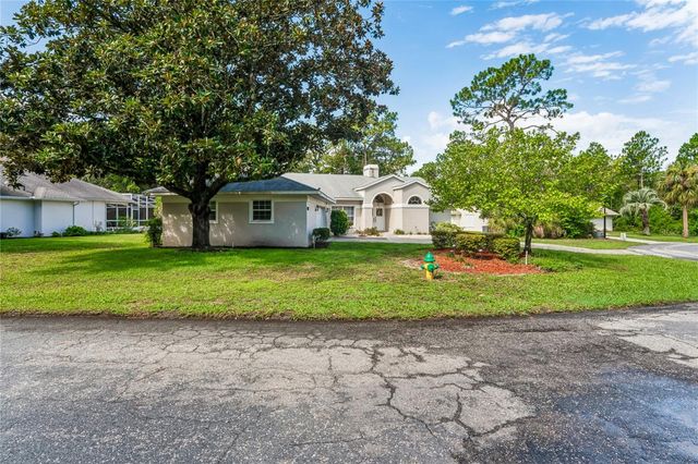 4 SPRUCE PINE COURT N, Homosassa, FL 34446