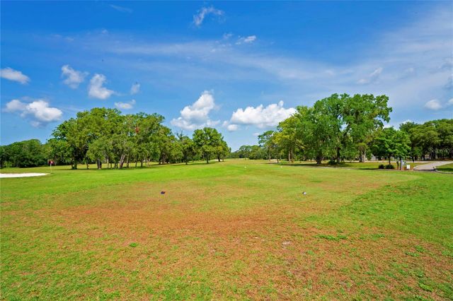 4 SPRUCE PINE COURT N, Homosassa, FL 34446