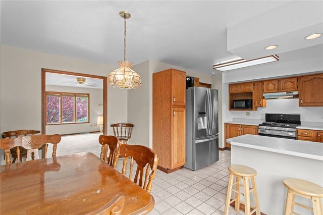2735 4th St, Monroeville, PA 15146