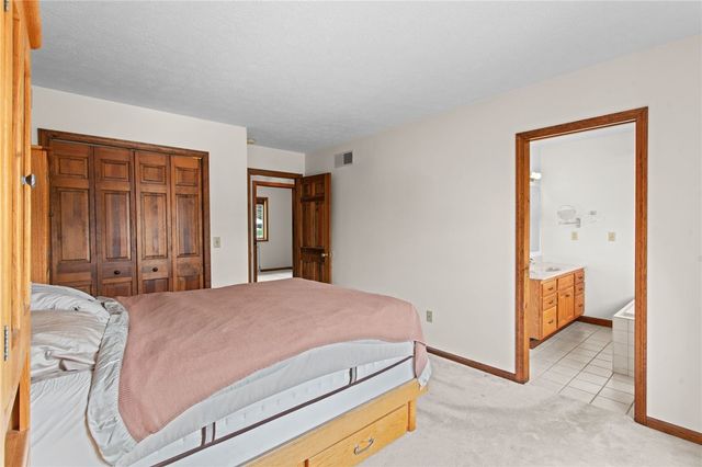 2735 4th St, Monroeville, PA 15146