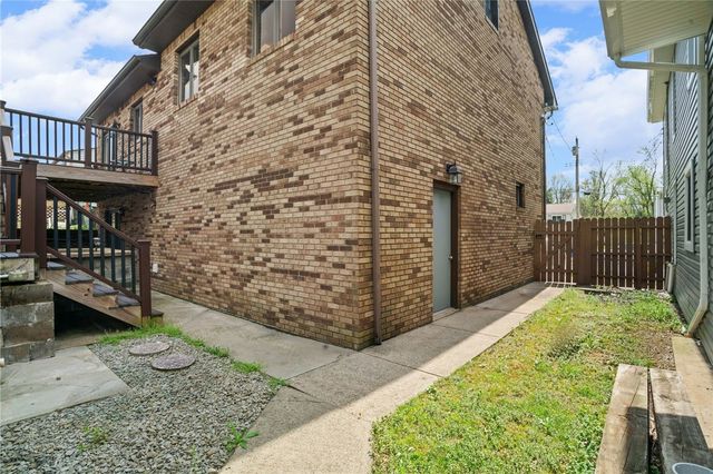 2735 4th St, Monroeville, PA 15146