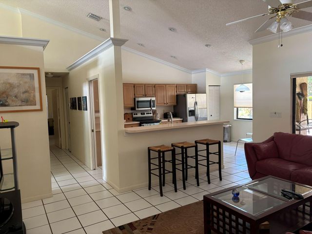 3145 Peachtree Way, Davie, FL 33328