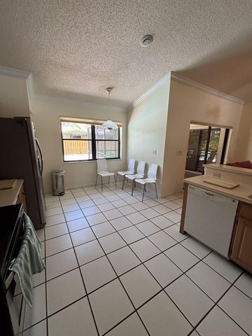 3145 Peachtree Way, Davie, FL 33328