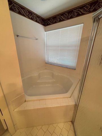 3145 Peachtree Way, Davie, FL 33328