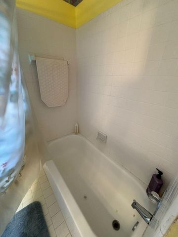 3145 Peachtree Way, Davie, FL 33328