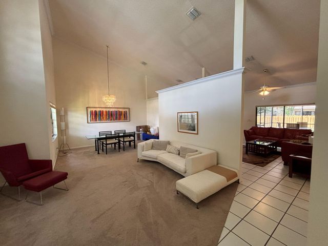 3145 Peachtree Way, Davie, FL 33328