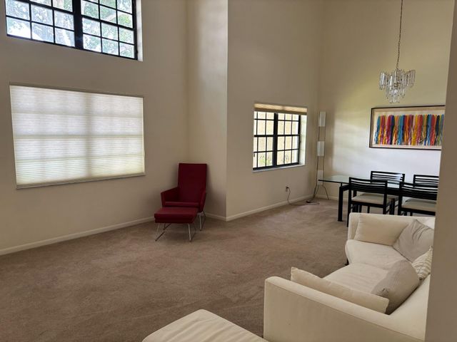 3145 Peachtree Way, Davie, FL 33328