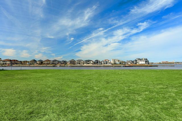 2506 Beacon Circle, League City, TX 77573