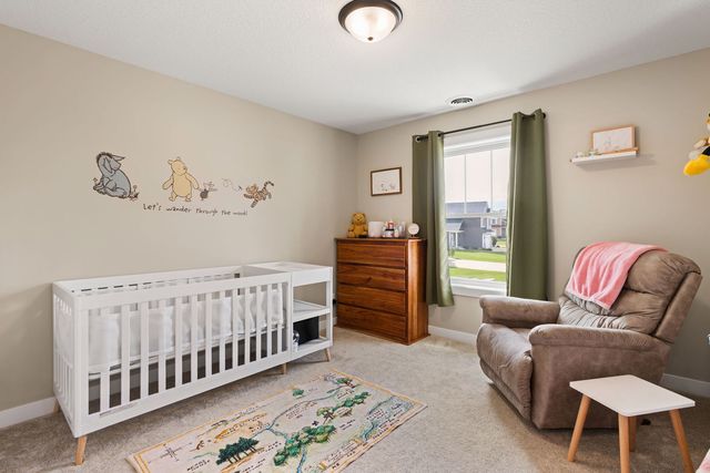 1217 W 64th Street, Davenport, IA 52806