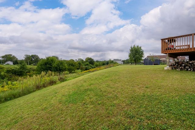 1217 W 64th Street, Davenport, IA 52806