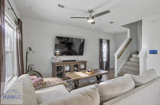 1052 Grayson Avenue, Hinesville, GA 31313