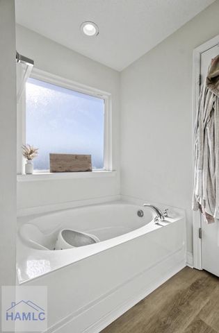 1052 Grayson Avenue, Hinesville, GA 31313