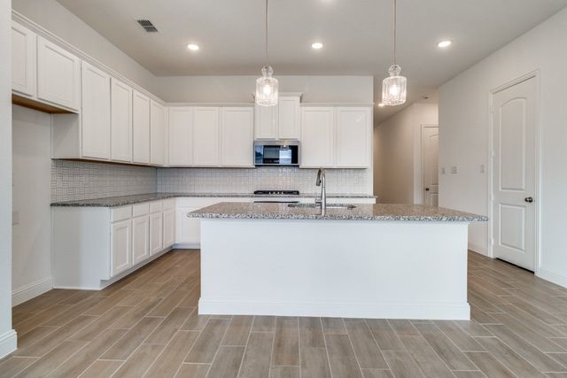 3813 Cherry Hills Drive, Sherman, TX 75090