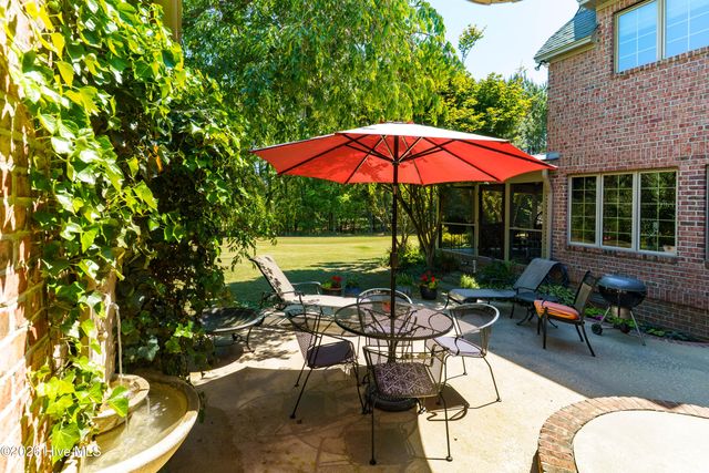 235 Griffin Lake Road, Vass, NC 28394