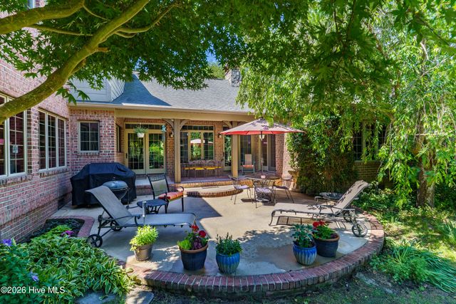 235 Griffin Lake Road, Vass, NC 28394
