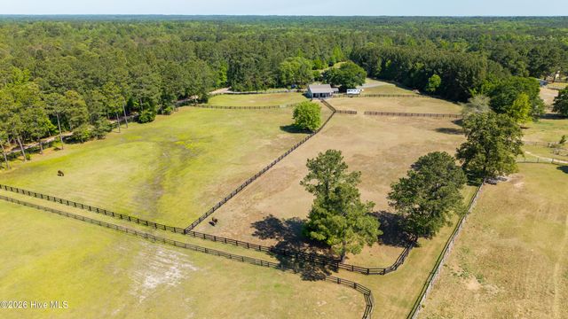 235 Griffin Lake Road, Vass, NC 28394