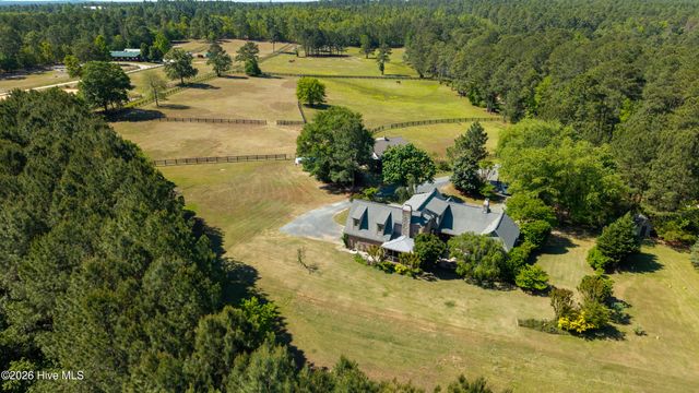 235 Griffin Lake Road, Vass, NC 28394