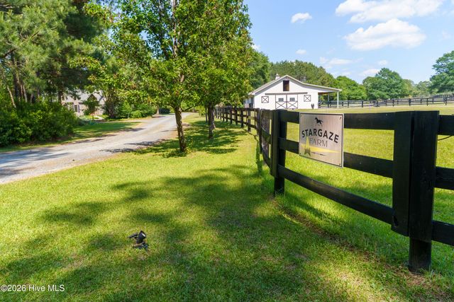 235 Griffin Lake Road, Vass, NC 28394