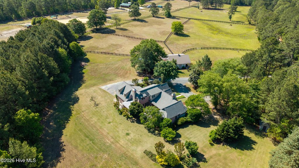 235 Griffin Lake Road, Vass, NC 28394