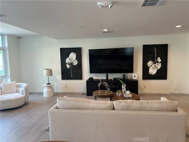 168 Monterey Street 422, Alhambra, CA 91801