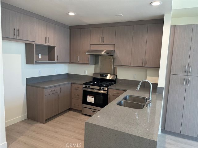 168 Monterey Street 422, Alhambra, CA 91801
