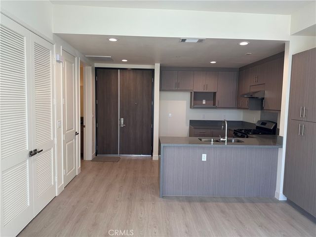 168 Monterey Street 422, Alhambra, CA 91801