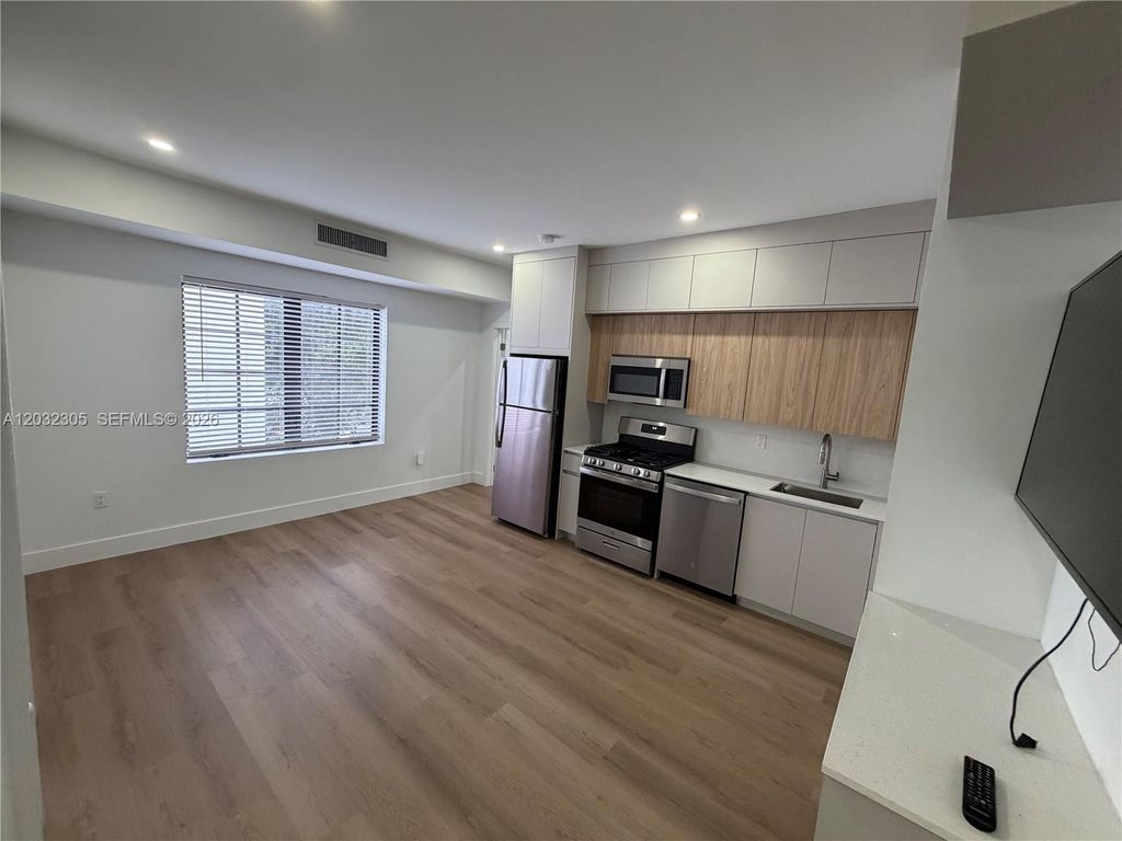 1619 Jefferson Ave 302, Miami Beach, FL 33139