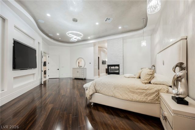 1721 South Tioga Way, Las Vegas, NV 89117