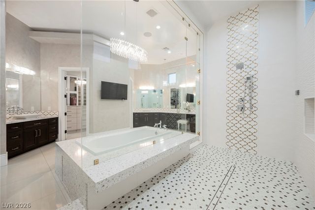 1721 South Tioga Way, Las Vegas, NV 89117