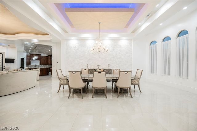 1721 South Tioga Way, Las Vegas, NV 89117