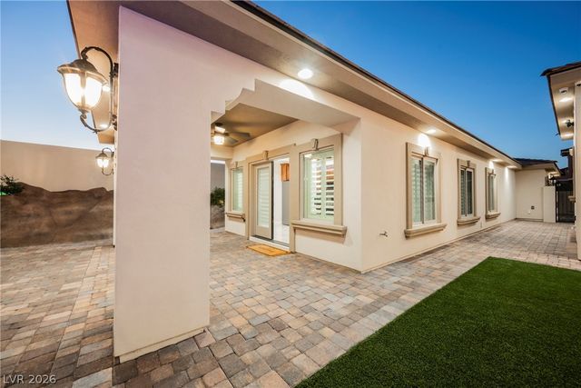 1721 South Tioga Way, Las Vegas, NV 89117