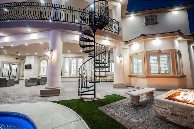 1721 South Tioga Way, Las Vegas, NV 89117