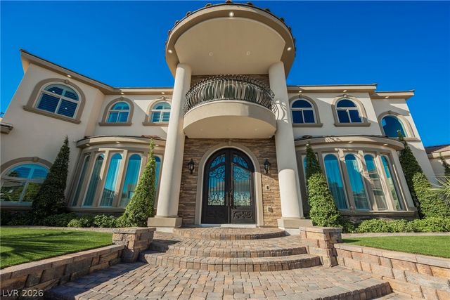 1721 South Tioga Way, Las Vegas, NV 89117