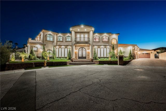 1721 South Tioga Way, Las Vegas, NV 89117
