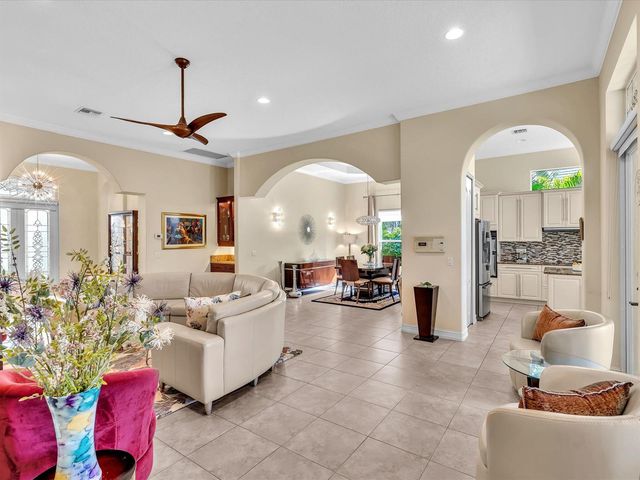 1286 RIVER REACH Drive, Vero Beach, FL 32967