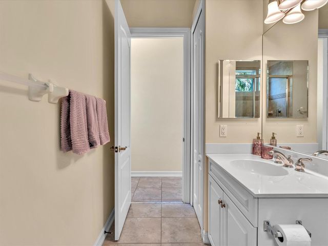 1286 RIVER REACH Drive, Vero Beach, FL 32967