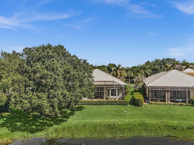 1286 RIVER REACH Drive, Vero Beach, FL 32967
