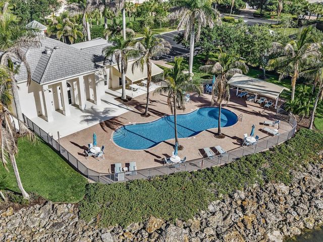 1286 RIVER REACH Drive, Vero Beach, FL 32967